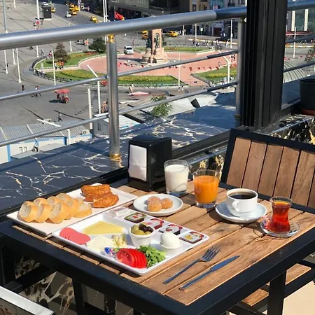 Kartal Palace Taksim Square Family 4*