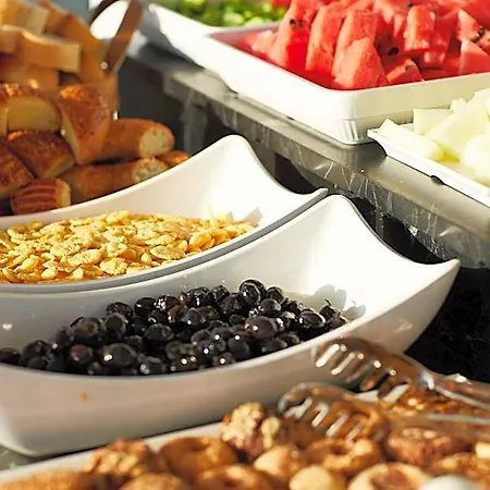 Kartal Palace Taksim Square Family 4*