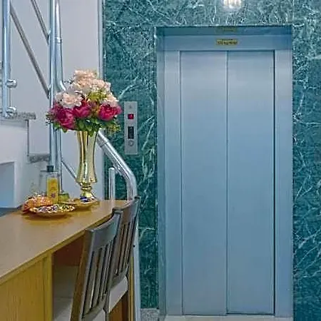 Kartal Palace Taksim Square Family 4*