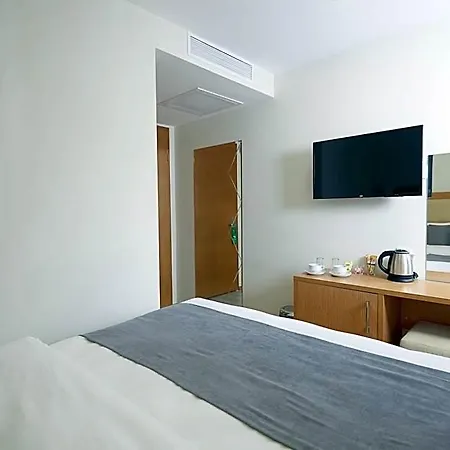 Kartal Palace Taksim Square Family Hotel 4*