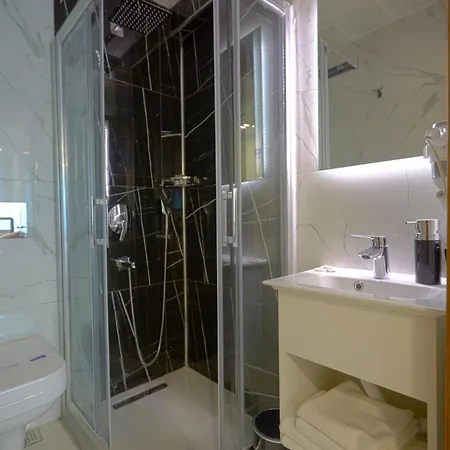 Kartal Palace Taksim Square Famıly