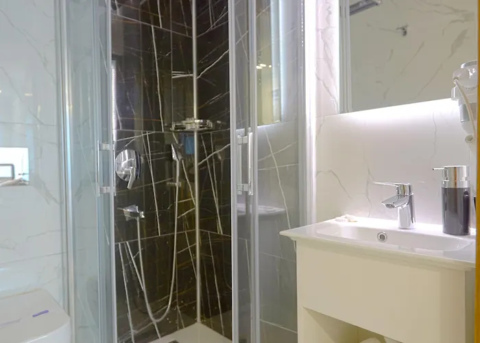 Kartal Palace Taksim Square Family