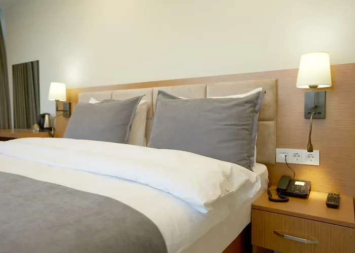 Kartal Palace Taksim Square Family 4*