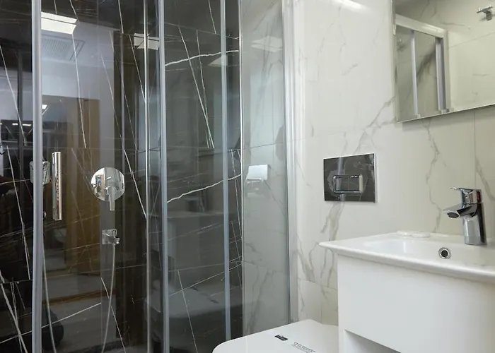 酒店 Kartal Palace Taksim Square Family 4*