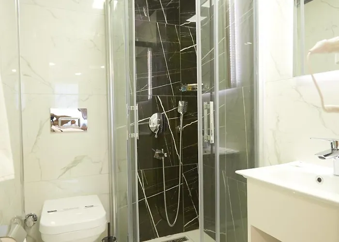 酒店 Kartal Palace Taksim Square Family