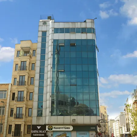 Kartal Palace Taksim Square Family ホテル 4*