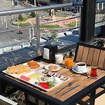 Kartal Palace Taksim Square Family 4*